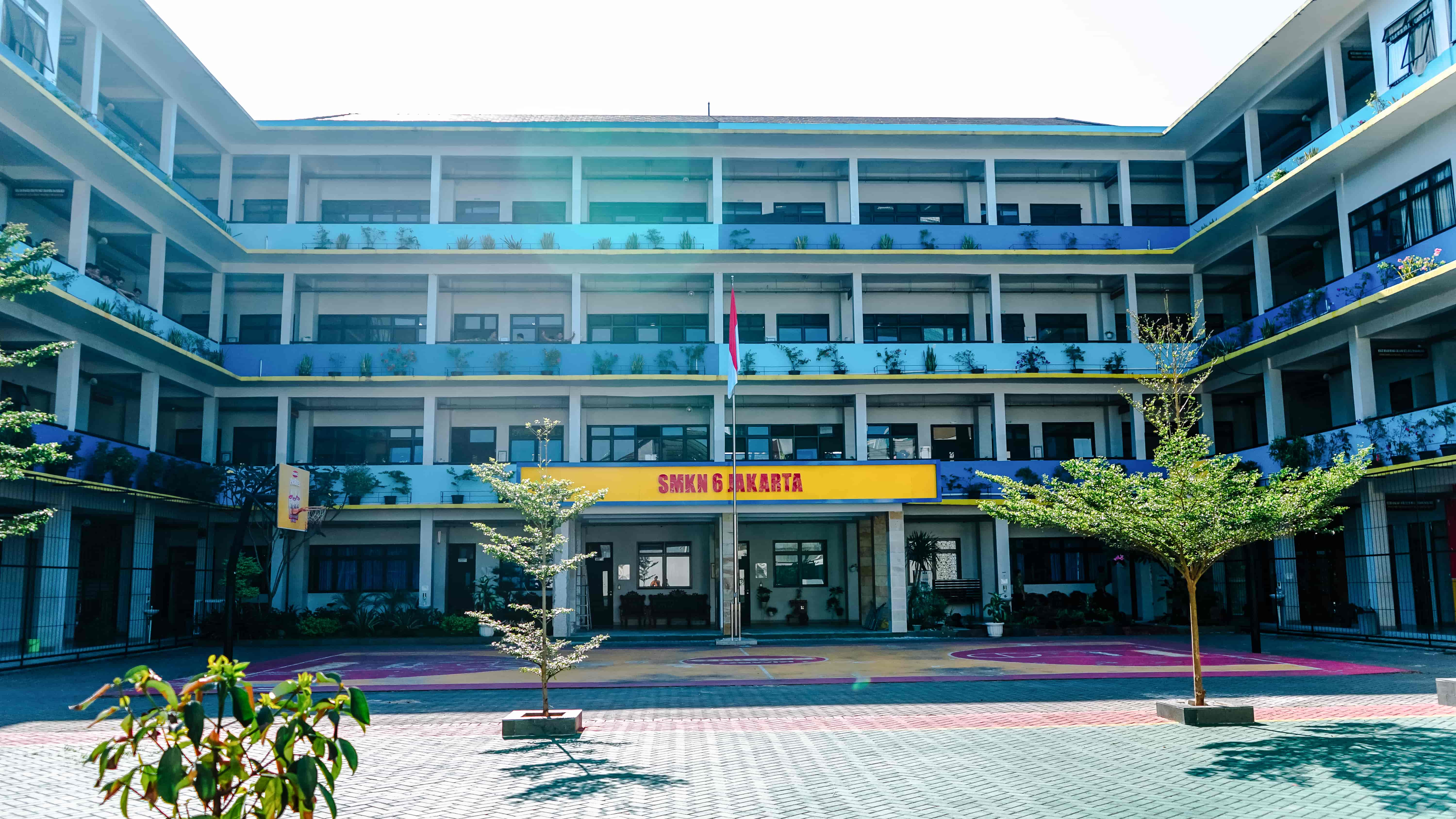 Gedung utama sekolah
